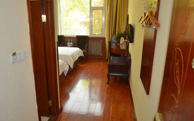 GreenTree Inn WeiFang QingZhou Middle HaiDai Road Electric Power Shell Hotel