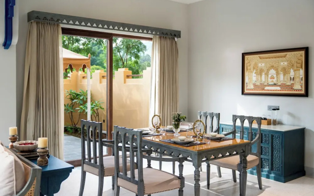 Dev Bagh Luxurious Private Suites