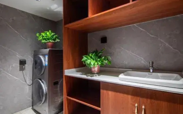 Shankee Coffee Style Hotel (Chengyang Fenggang Road Subway Station)