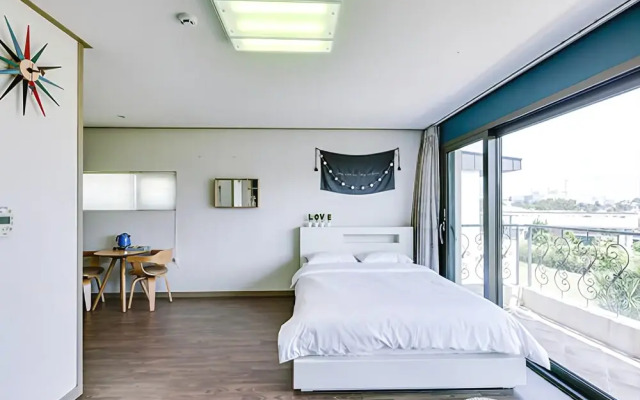 Jeju Cozy Guemmorae Pension