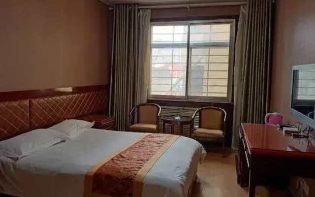 Dingxi Longjin Hotel