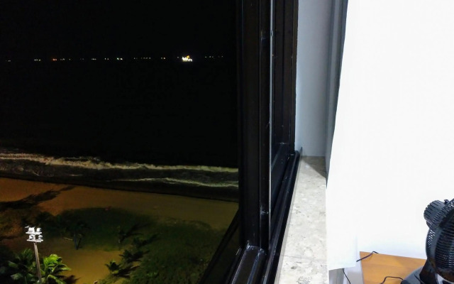 Flat Pasárgada 812, Free Bikes, pé na praia
