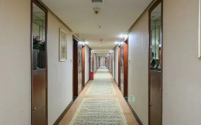 Longhai Diamond Hotel