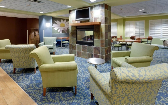 Hotel Trilogy Albany Airport, Tapestry Collection by Hilton