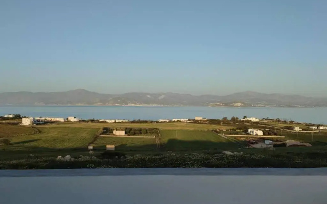 White House with Sea View