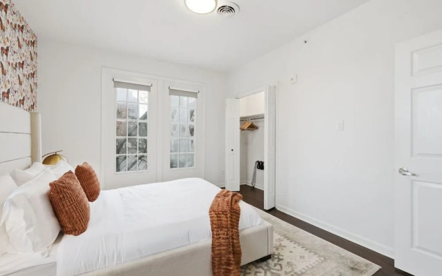 Apex Executive Apartments - 30th Ave