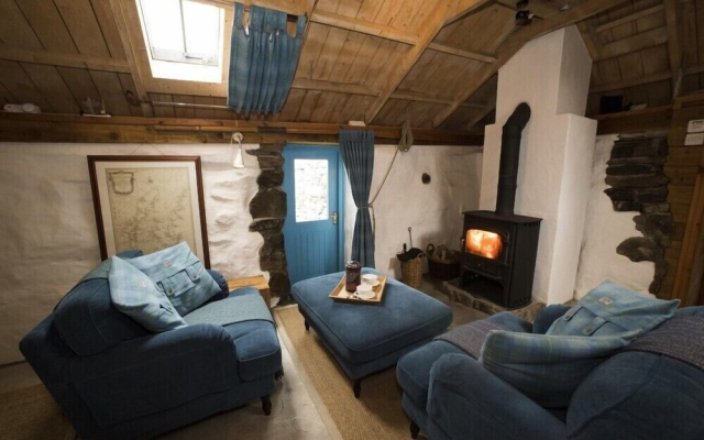 Tigh Bhisa Blackhouse