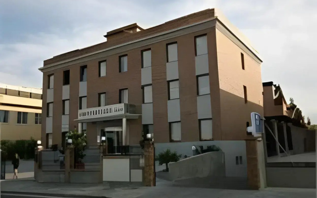 Hotel Dinastía