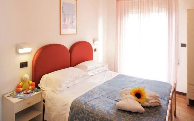 Hotel Mignon Риччоне комната для гостей