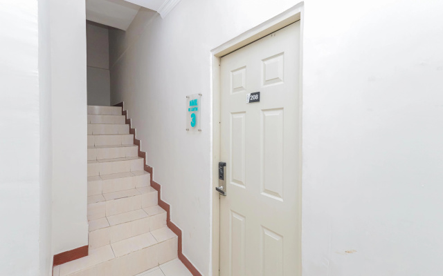 Urbanview Hotel Sofie Syariah Sidoarjo