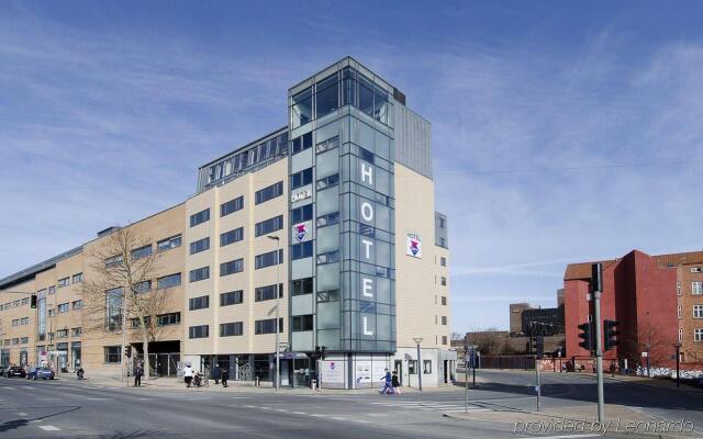 CABINN Odense Hotel вид на фасад