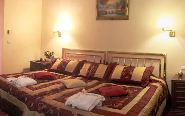 Avra Spa Hotel