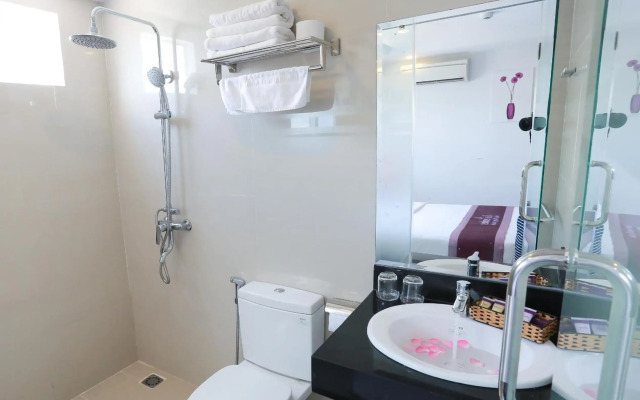 Lavender Nha Trang Hotel