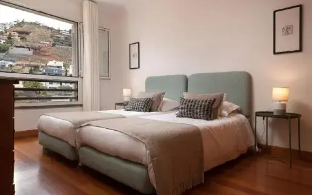 Apartamento Monumental - by Wehost Madeira