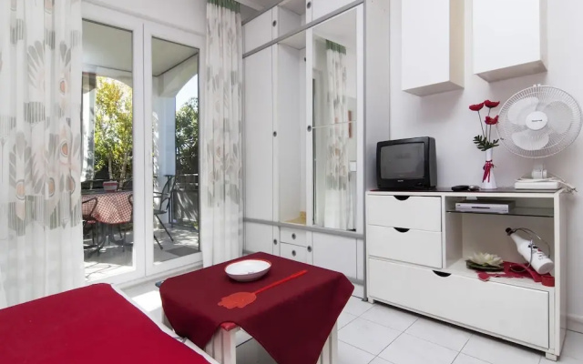 Apartments Ana Valbandon
