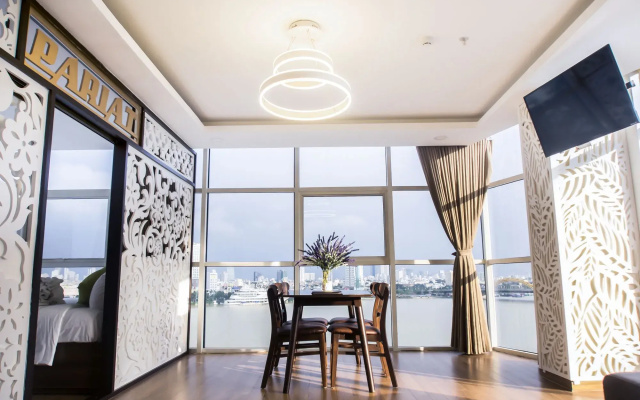 Pariat River Front Hotel