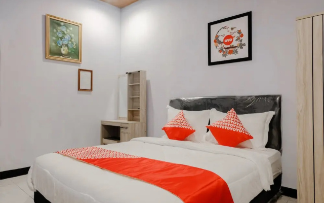OYO 1036 Hotel Palem 1