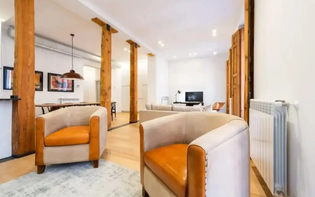 Barco Design 1-bedroom apt in Malasa a