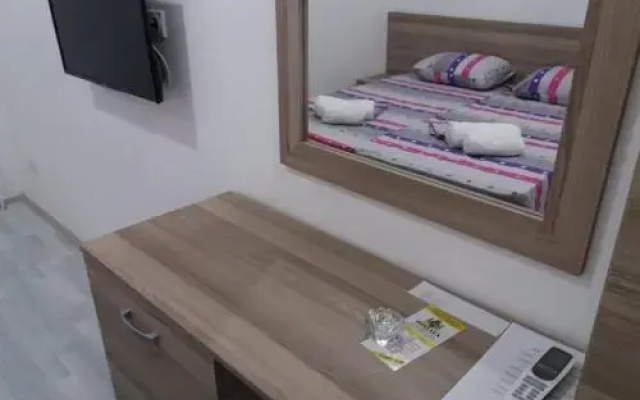 Atina Lux Hostel