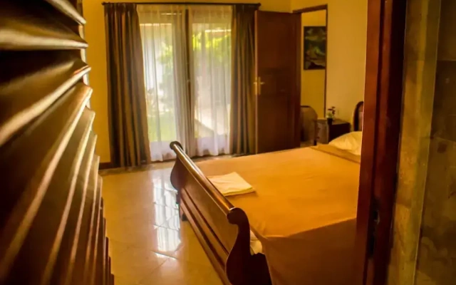 Sunrise Hotel