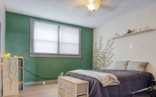 Artistic 1BR - APT - Near Downtown Mass Ave