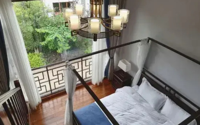 Chuxiong Yazhi Bieyuan Inn
