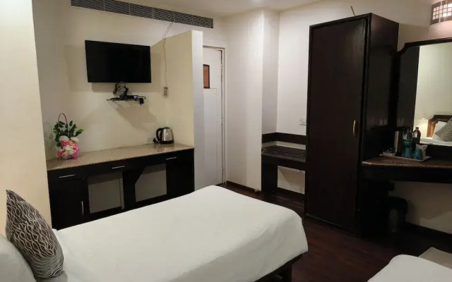 Hotel Heritage 2001-Nagpur