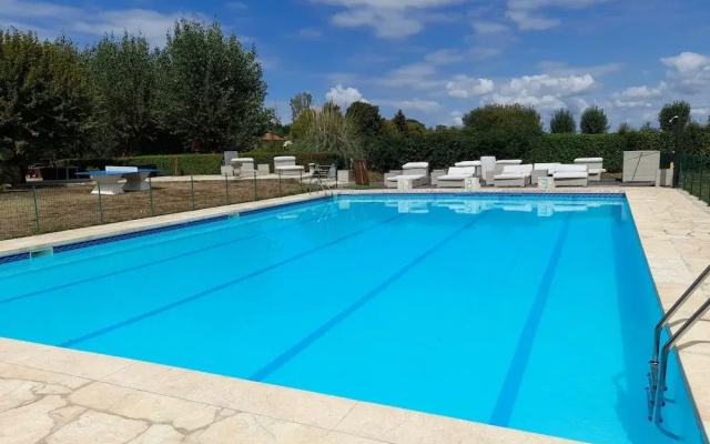 Paradise Chalets and Camping