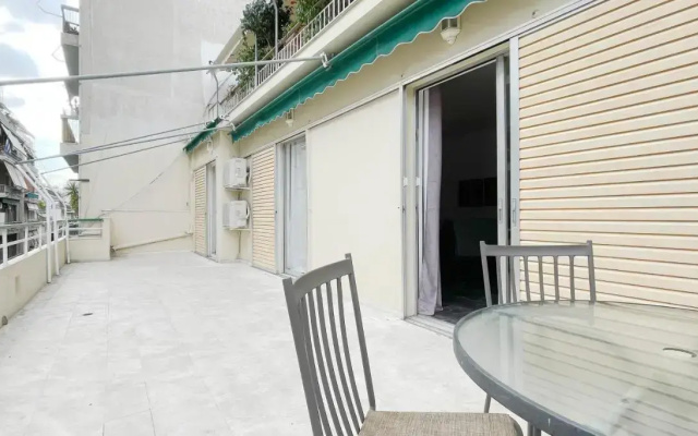 Filis Sunny 80sqm apt in Viktoria