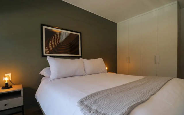w Enchanting 2BR in the Heart of Miraflores