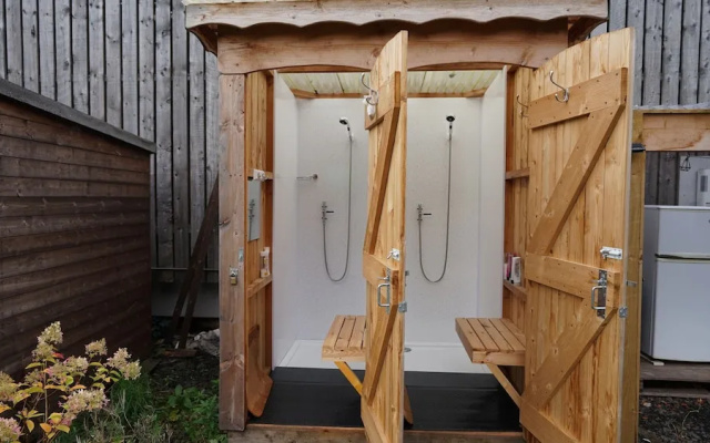 Shepherd's Hut @ Westcote