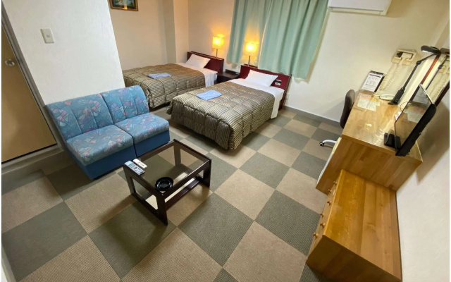 Niimi Business City Hotel