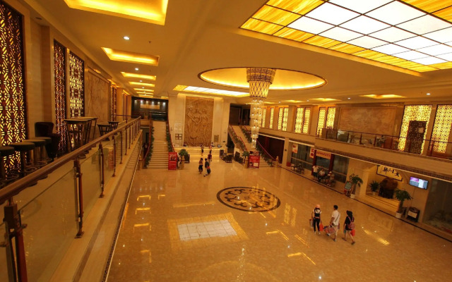 Vienna International Hotel（Guangxi Guilin Yangsuo West Street and Ten-mile Gallery）
