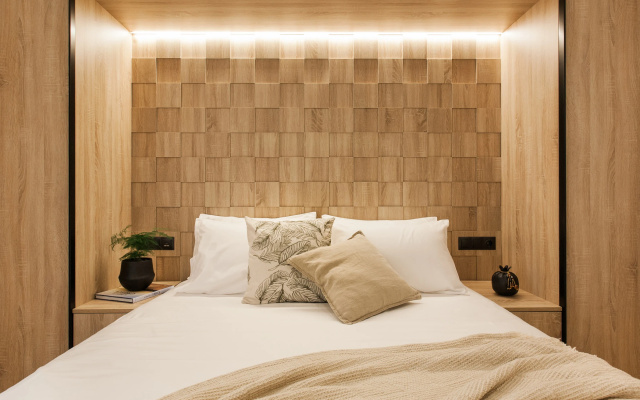 5BD 2 Level Beachfront Luxury Apt. by the Olon