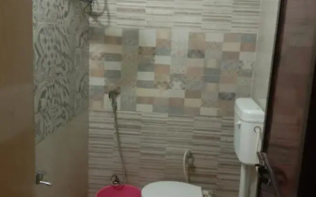 POP 84909 Hotel Aditya Residency