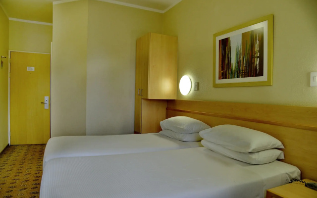 Road Lodge Bloemfontein Airport