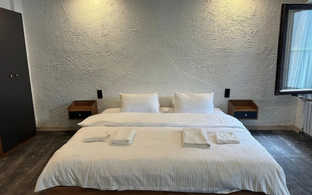 Mavilla Hotel