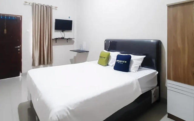Urbanview Hotel Fira Syariah Muara Enim by RedDoorz