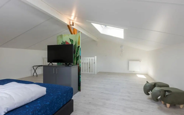 Stylish Holiday Home in Oostkapelle With Terrace