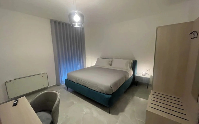 Gheloi Room