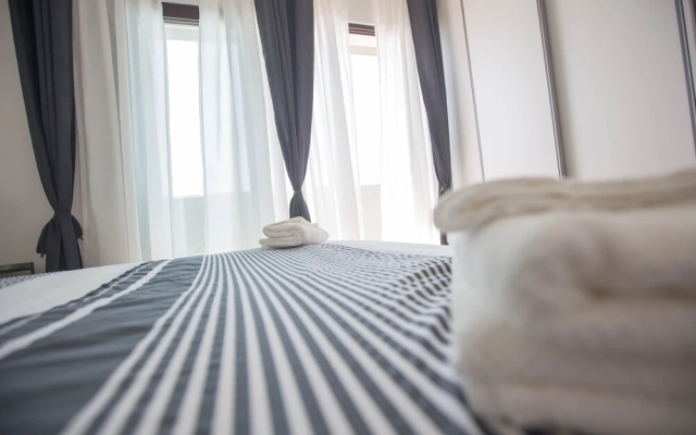 Lovely 2-bed Apartment With Views in Podstrana