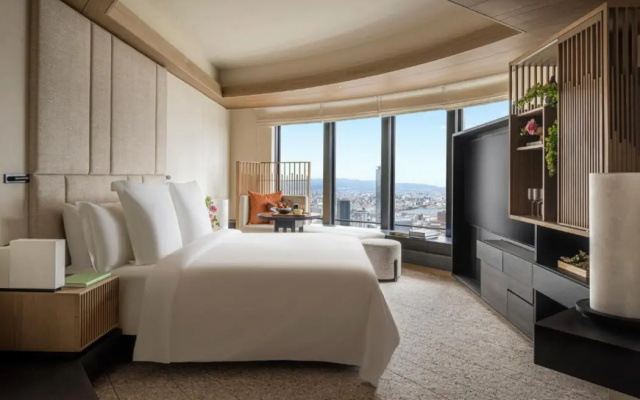 Four Seasons Hotel Osaka