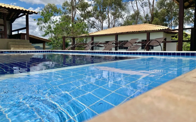 Paz e Tranquilidade - Casa para 15 pessoas com 5 quartos
