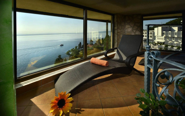 Grand Hotel Adriatic II