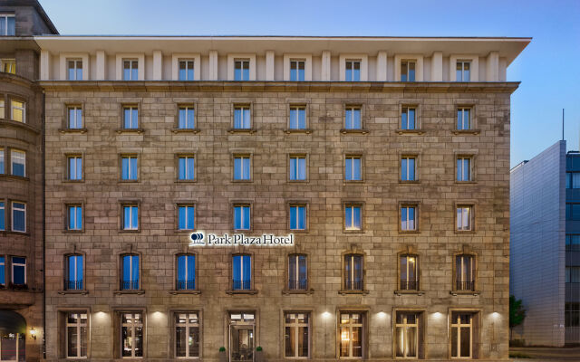 Отель Park Plaza Nuremberg вид на фасад