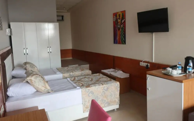 Sunrise Hotel