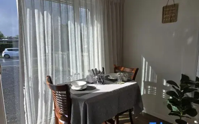 Private Studio Sleepout in Auckland's Convenient Location