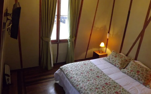 Hotel Reina Victoria