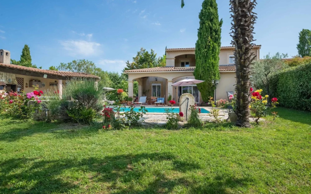 Villa Provencale aux portes d Aix