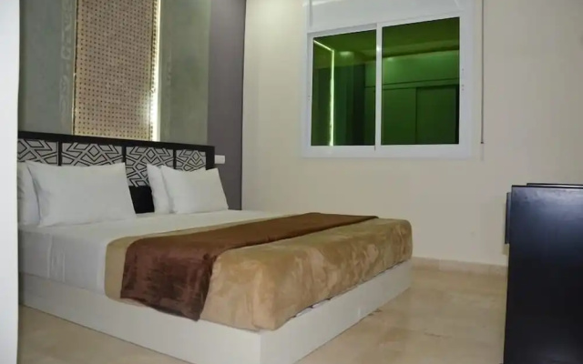 Hotel Pyramides